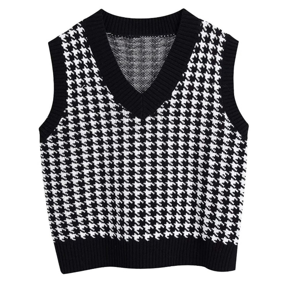 Oversized Houndstooth Sweater Vest